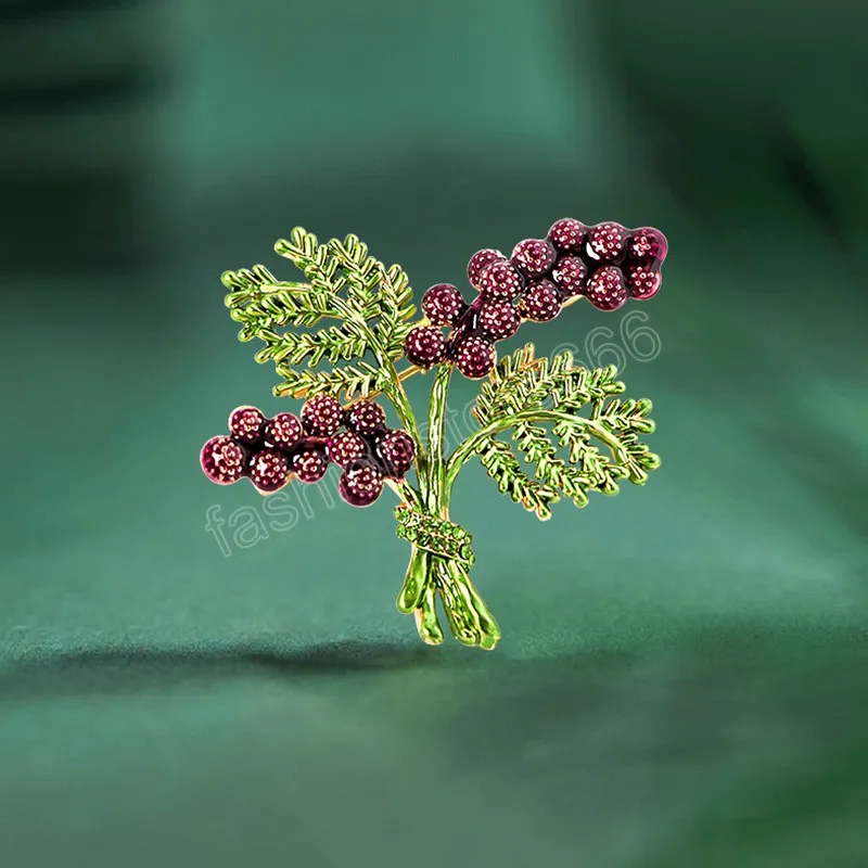 Fashion Pine Cone Branch Brooch Pins For Women Girls Luxury Gold Color Alloy Plant Corsage Clothing Accessories