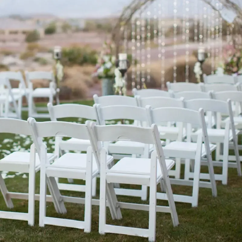 Commercio all'ingrosso all'ingrosso di cristallo trasparente / fornitori di sedie bianche da esterno / giardino sedie pieghevoli in bambù matrimonio 869