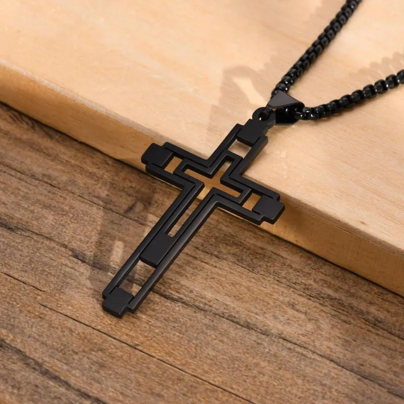 Pendant Necklaces JHSL Male Men Cross Necklace Pendants Fashion Christian Jewelry Box Chain Stainless Steel Black Silver Gold Color