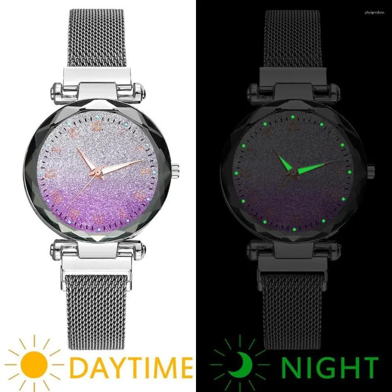 Wristwatches Luxury Ladies Quartz Watch For Women Stylish Luminous Starry Sky Watches Magnetic Silver Belt Female Wristwatch