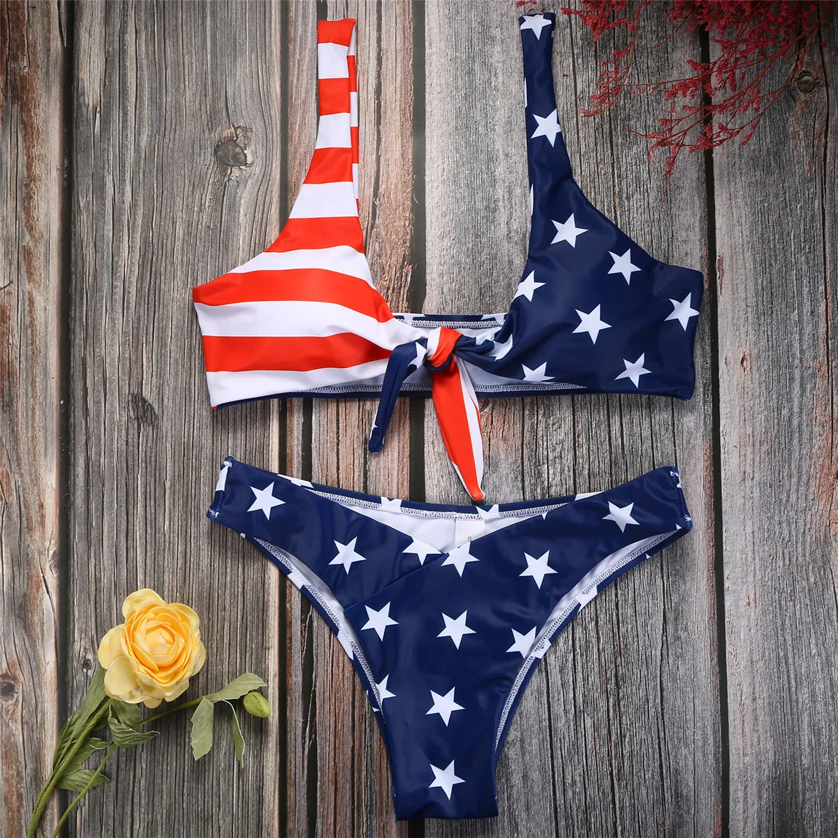 Bandeira feminina de biquíni de banho de banho dos EUA American Sexy Braskini Brasileiro Conjunto de Mulher Swims Swim Wear Wear Beachwear Tire Knot Front Lady Swimsuit 230707