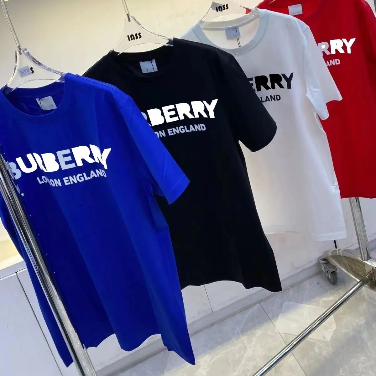 Equivalente ufficiale T-shirt da uomo estiva firmata T-shirt da donna casual da uomo Pony manica corta Top sales abbigliamento hip hop da uomo di lusso taglia S-4XL