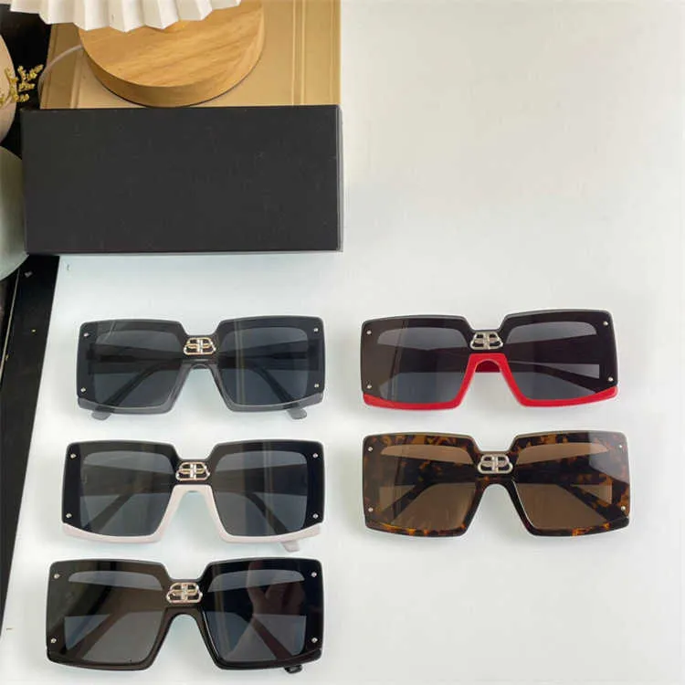 Fashion top BB sunglasses letter b Paris brand B one-piece lens sunglasses female style INS same generous frame sunglasses male BB0081 with original box