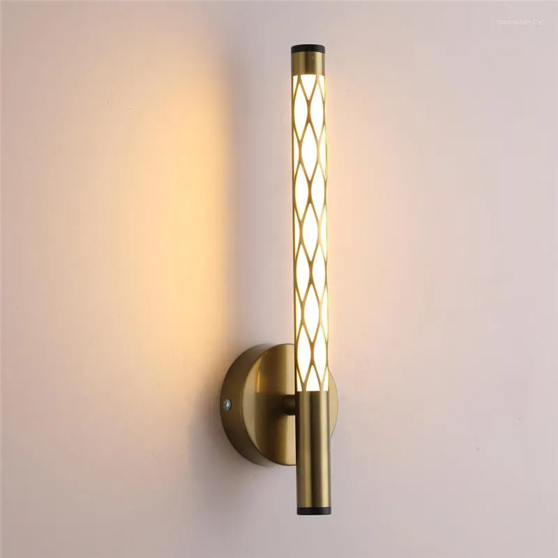 Lampade da parete Modern LED Light Gold Ritaglio Designer Semplice Applique Camera da letto Lampada da comodino Soggiorno Decor Sfondo Corridoio