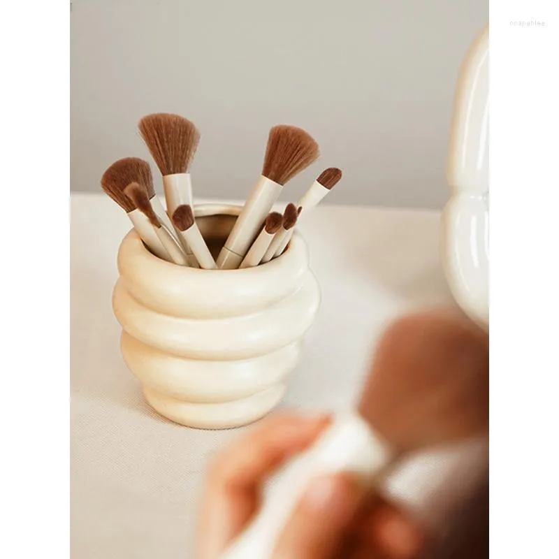 Storage Bottles Honey Pot Shape Barrel Stationery Makeup Pen Tableware Chopsticks Ceramic Vase Ornaments