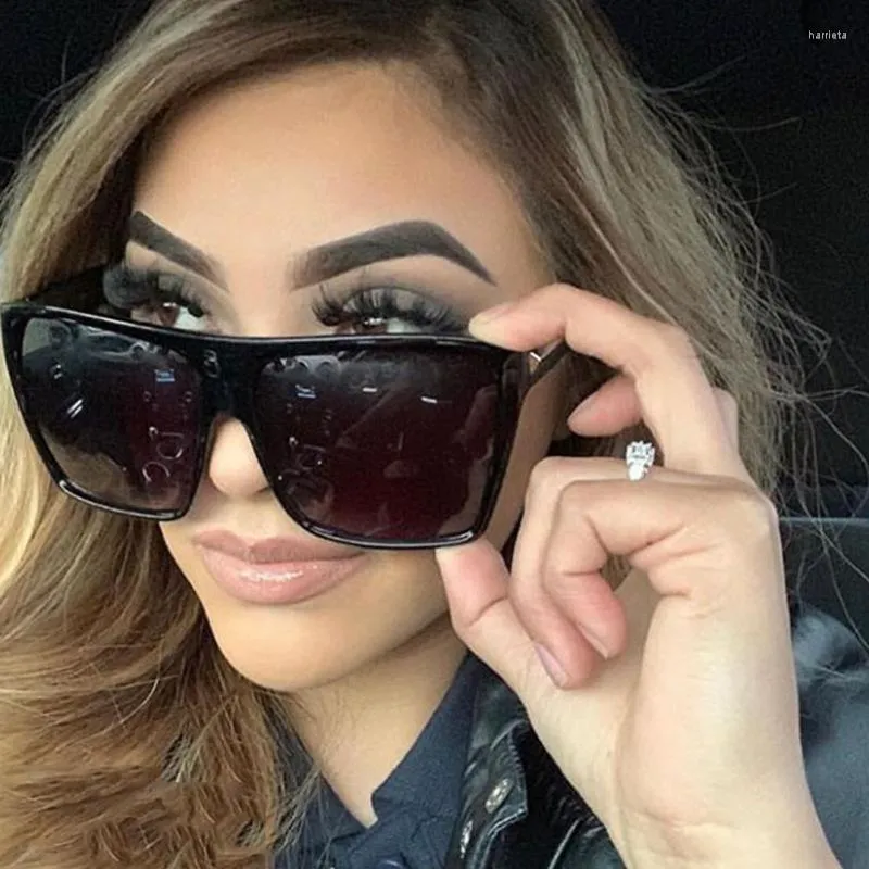 نظارة شمسية 2023 Trend Square Women Vintage Eversize Sun Glasses Men Mener Menser Fashion Outdoor UV400 Colored