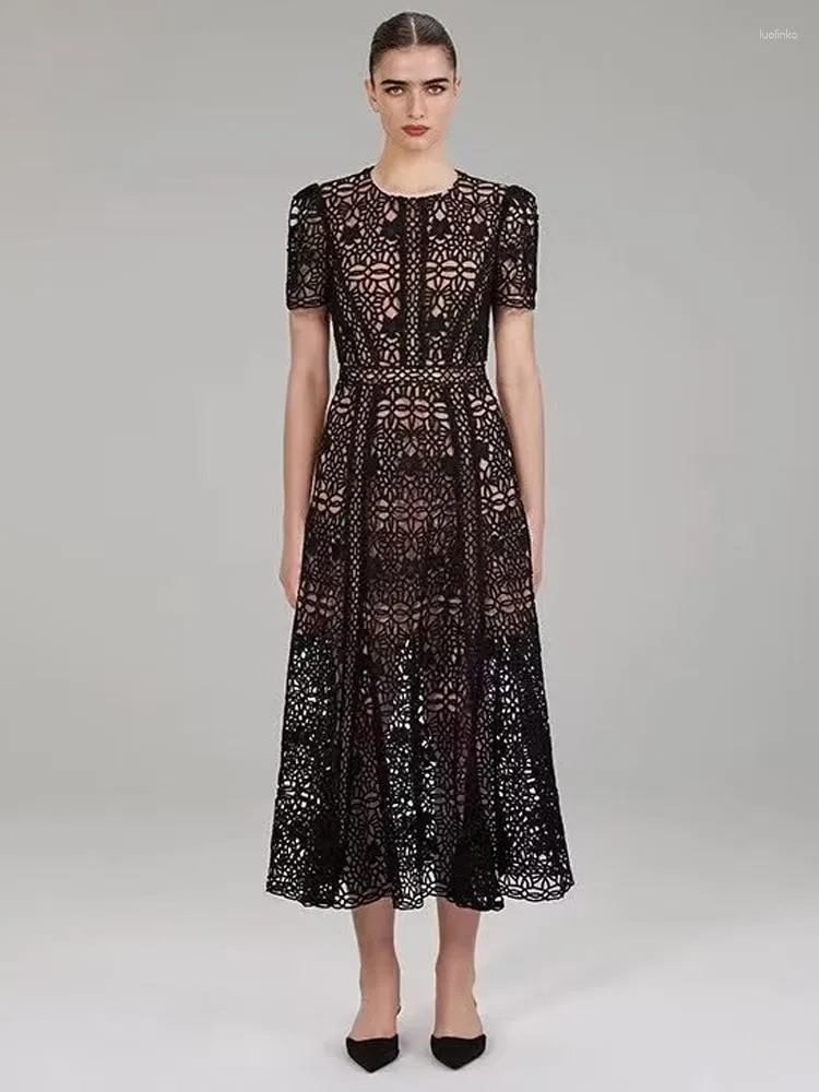 Elegant Lace Midi Party Dress - Designer Summer Womens Fashion, Sexy Hollow  Out, Vintage Runway Style, Unique Black Evening Gown from Dhgate Urban Sexy  Dresses - price 96.3