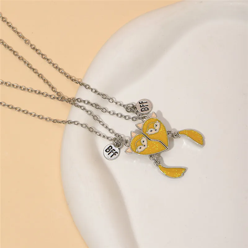 Cute Yellow Red Fox Animal Pendants Designer Necklace for Children Silver Plated Link Chain Choker Alloy BFF Best Friend Necklaces Fashion Jewelry Gift