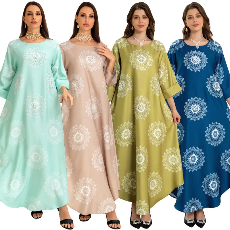 Vente en gros 4 couleurs arabe robe décontractée Middle East Golf Dubaï Dubaï Muslim Home Wear Robe avec perles AST26589