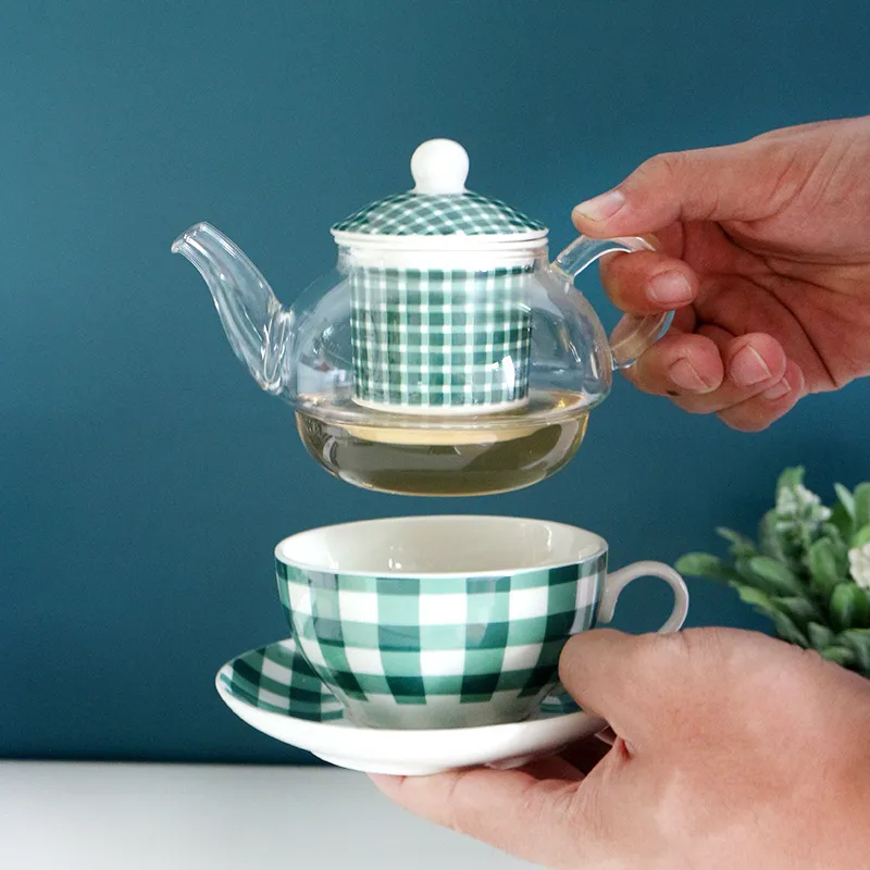 Vinglas Keramiskt te för ett set Rutig design glastekanna Fint ben Kinafat Tekopp Färginfusionskärl Tekärl med presentförpackning 230710