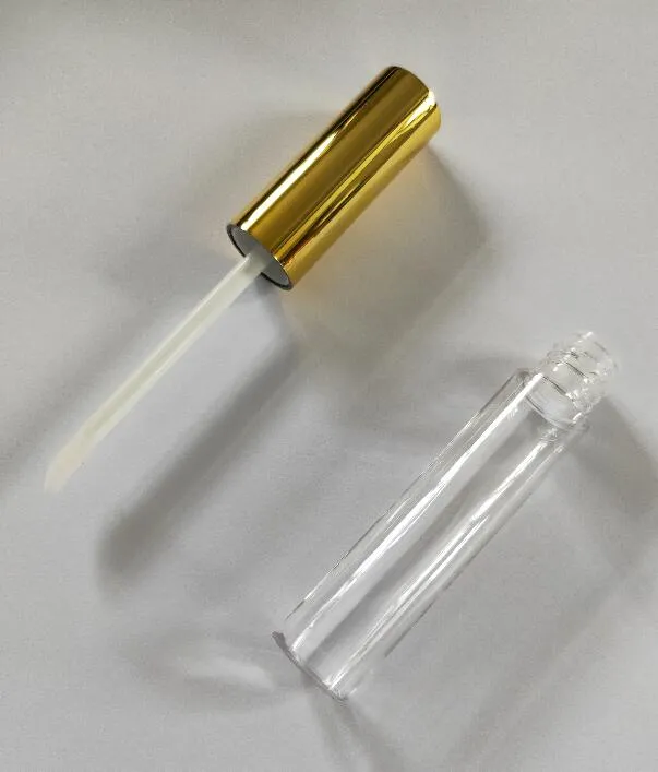 En gros chaud 250 pièces 10 ML Mini tube de brillant à lèvres rond paquet cosmétique brillant à lèvres bouteille conteneur vide avec bouchon en or