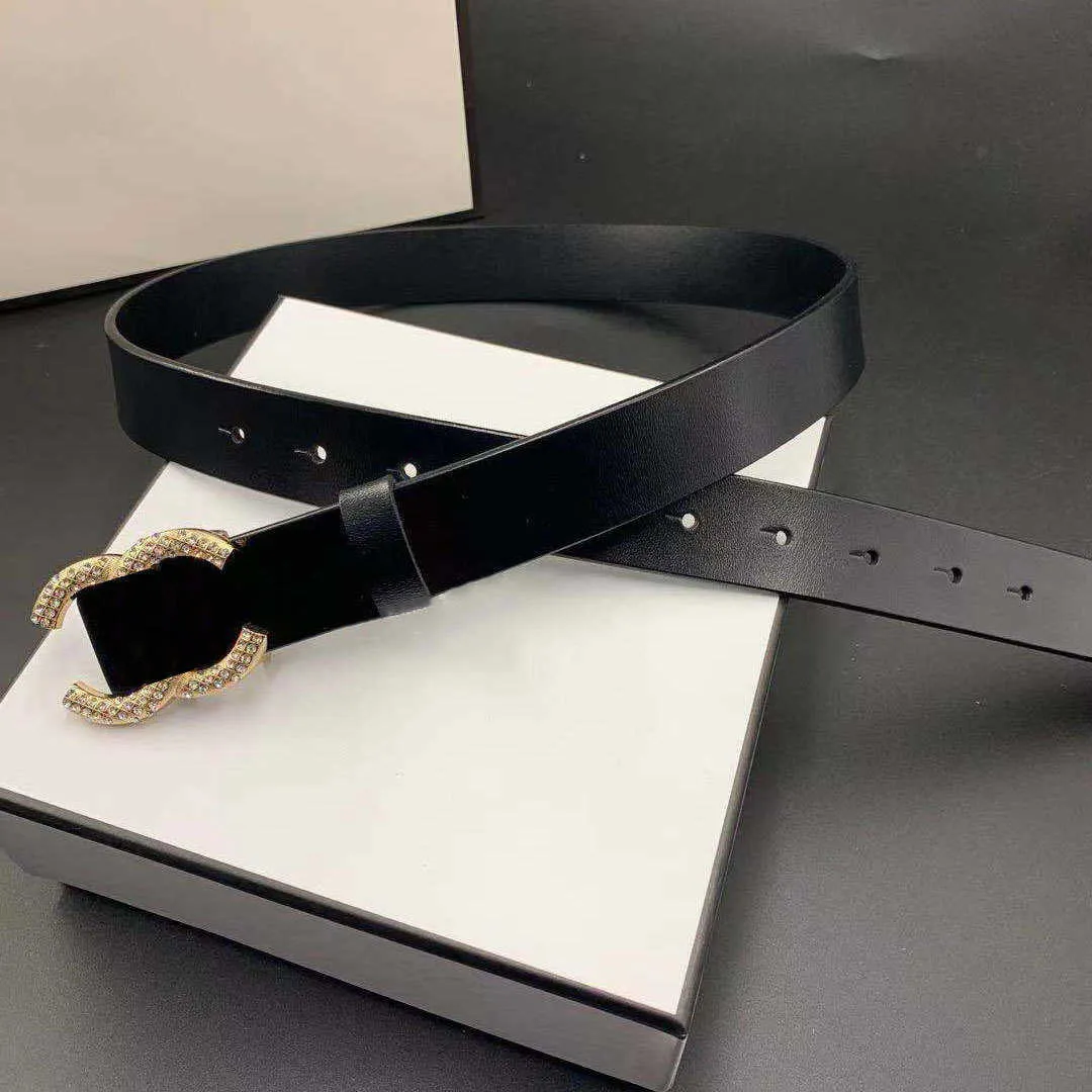 Diseñador Cinturón Moda Carta Hebilla Cinturones de cuero genuino Ancho 30 mm 18 Estilos Alta calidad Retro Casual Hombres Mujeres Cinturones Jeans Vestido Cintura