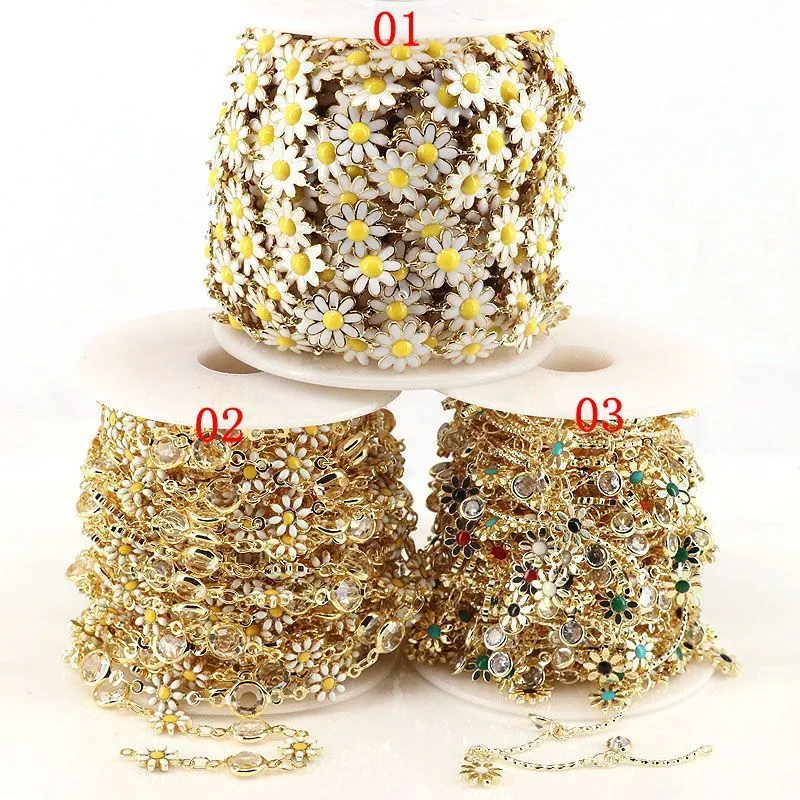 Kedjor 5 Meter Partihandel Mässing Daisy Charm Chain Guldpläterad Cz Emalj Blomma pärlstav för halsband Armband DIY smyckestillverkning 230710