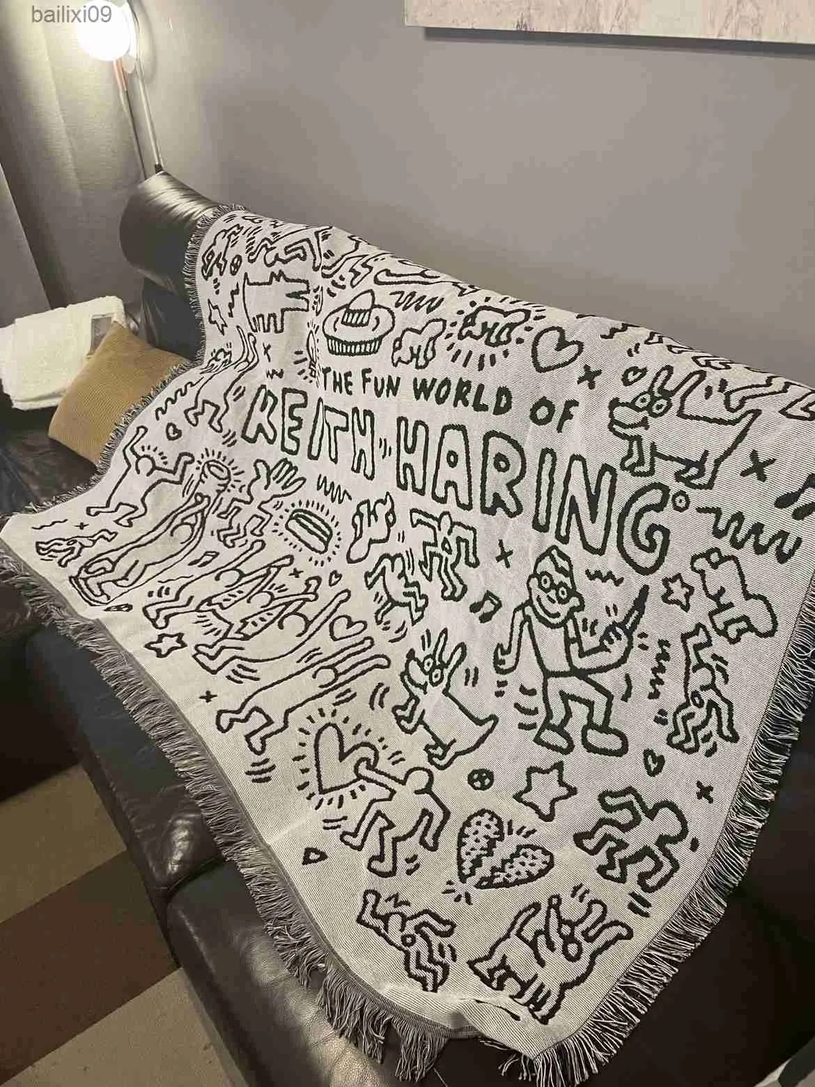 Koce koc na sofę ręcznik narzuta Keith Cartoon Doodle Haring Home Decor tkanina poduszka europejski dywan obrus rzuć koce w kratę T230710