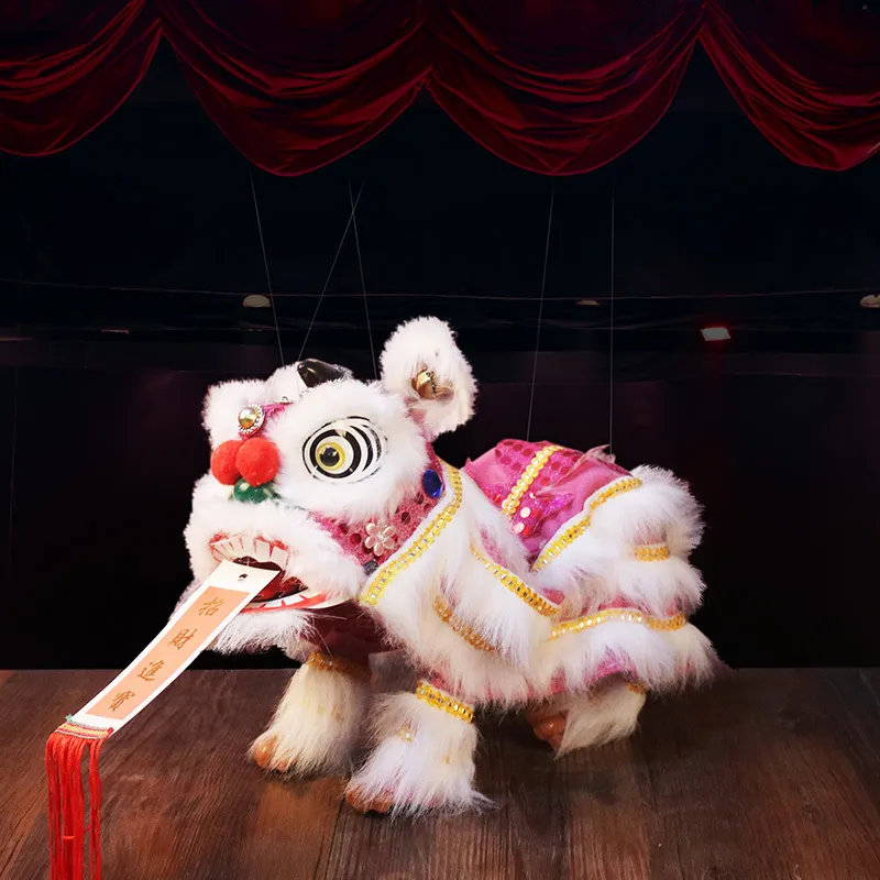 Puppets 38 CM Grote Chinese Traditionele Knuffels Marionet Leeuw Dans Puppet Custom Prestaties Projecten Creatieve Nieuwigheid Gift Speelgoed 230707