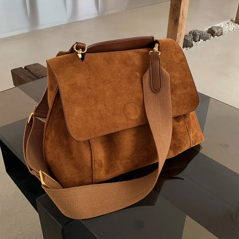 Bolsas de noite Nubuck Couro PU com aba de ombro para mulheres Vintage alça larga bolsa tiracolo bolsa de grife de grande capacidade 230710