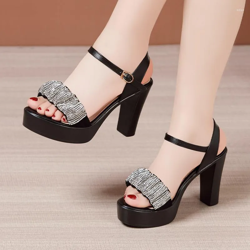 Black heel 2025 sandals for girls