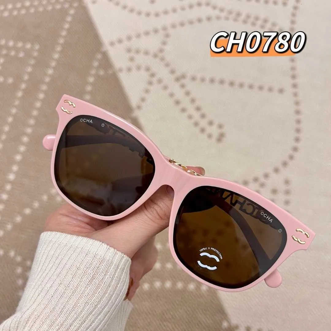 Мода Чепные солнцезащитные очки Новая большая квадратная рама с высококачественными цепными очками CH0780 для женщин летом с оригинальной коробкой правильной версии высокое качество