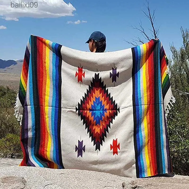 Coperte Coperte da spiaggia arcobaleno a righe Tappetino con nappa per letti Copridivano da picnic all'aperto Tappeto arazzo Tappeto messicano Serape Coperta da viaggio T230710