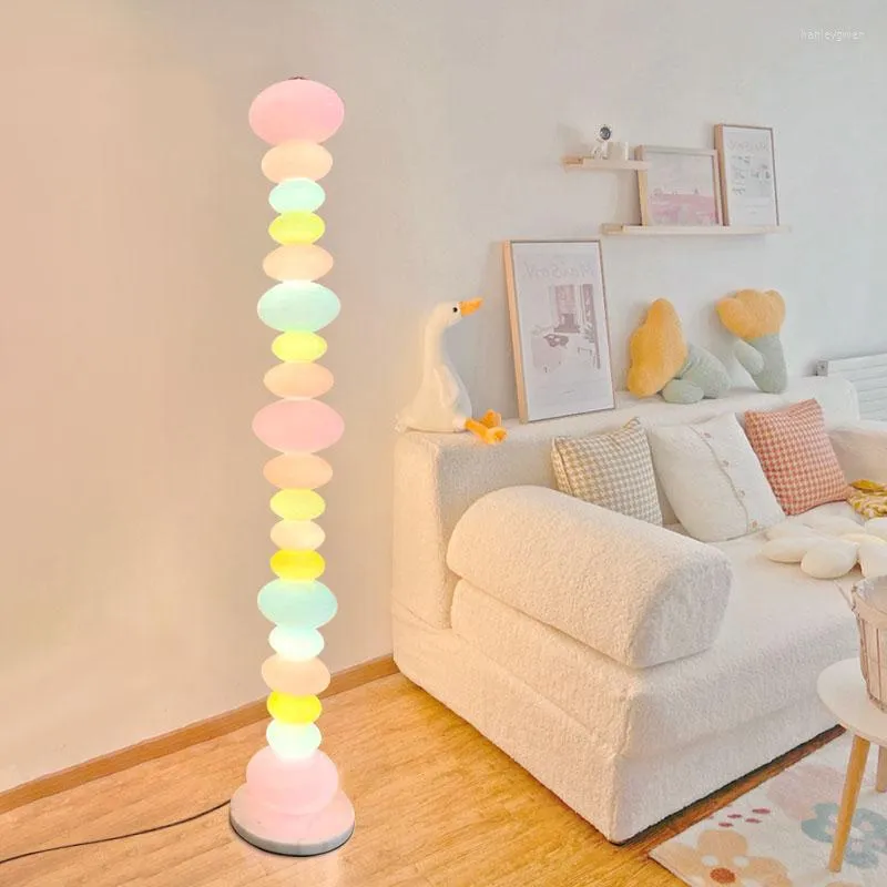 Golvlampor Kawaii Cute Lamp Stand Vibe Hörnsoffa Sängbord Rosa Lampara De Pie Reglerbar Intensidad Vardagsrumsdekoration