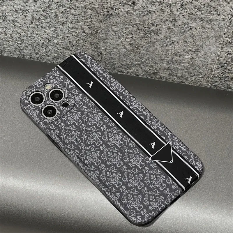Luxury Brand Designer Phone Case Geometry Pattern Triangle Logo Suitable For Cellphone 13promax Apple 12 Couple Phones Case XR 7/8p