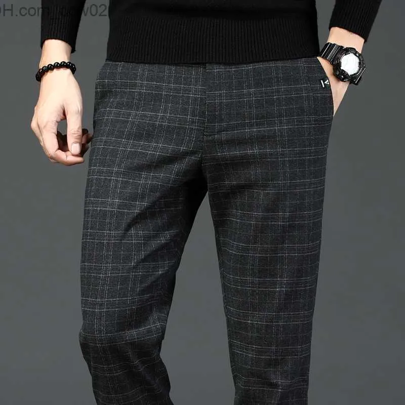 Pantalons pour hommes Nouveaux bas plats décontractés pour hommes Affaires décontractées ajustées gris foncé style classique élastiques bas plats décontractés pour hommes Vêtements de marque pour hommes Z230712