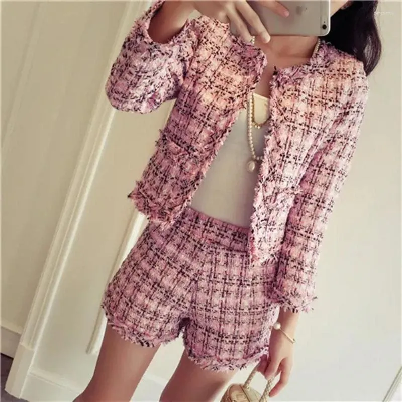 Women's Tracksuits Shorts Suit Vintage Autumn Tweed 2 Piece Set Women Slim Plaid Short Fashion Burrs Jacket Coat Tassels