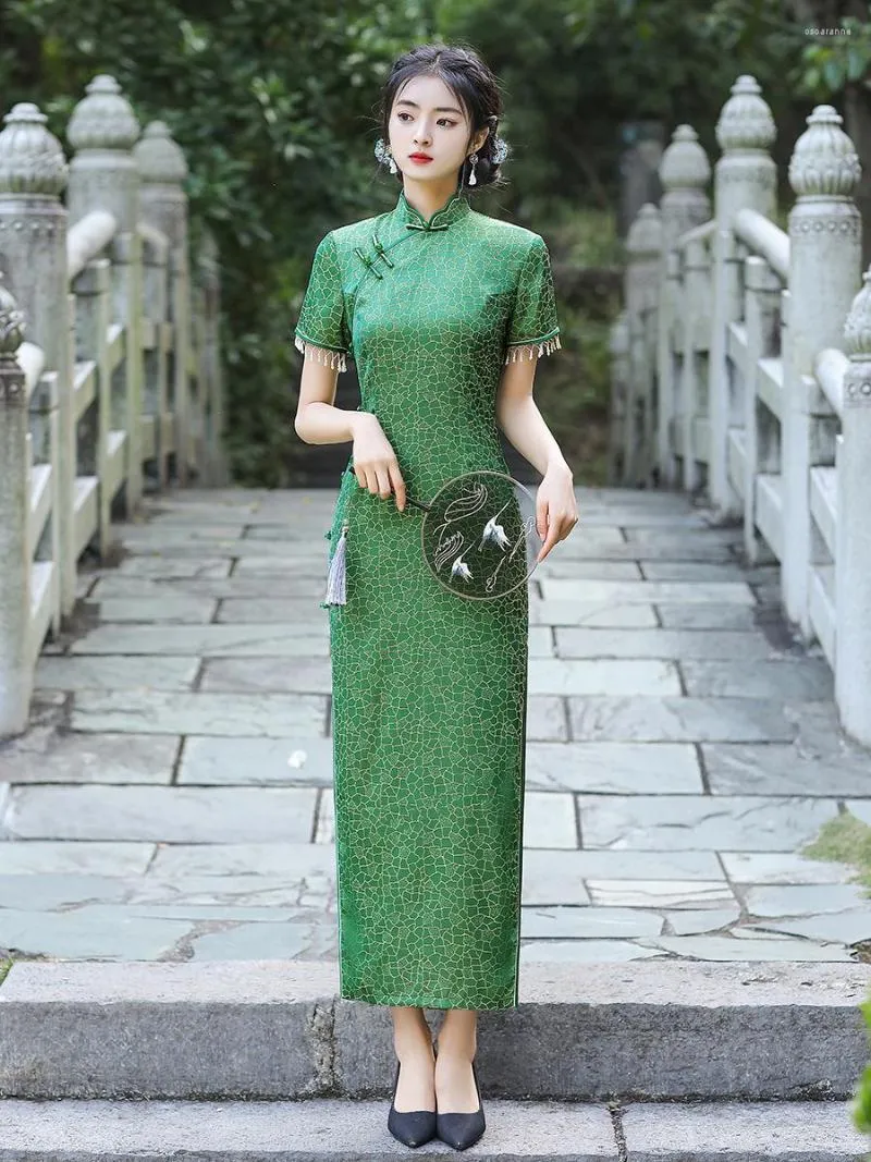 Ethnic Clothing Elegant Mandarin Collar Long Style Cheongsam Women Sexy Chinese Traditional Handmade Buttons Beaded Tassel Short Sleeve