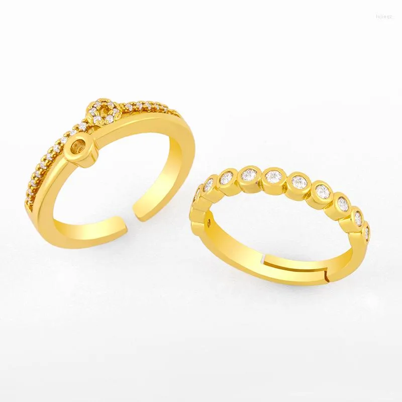 Cluster Rings FLOLA Bracciale aperto in pietra bianca per donna Crystal Gold Vermeil Anello sottile CZ Pave Cubic Zirconia placcato gioielli RigK07