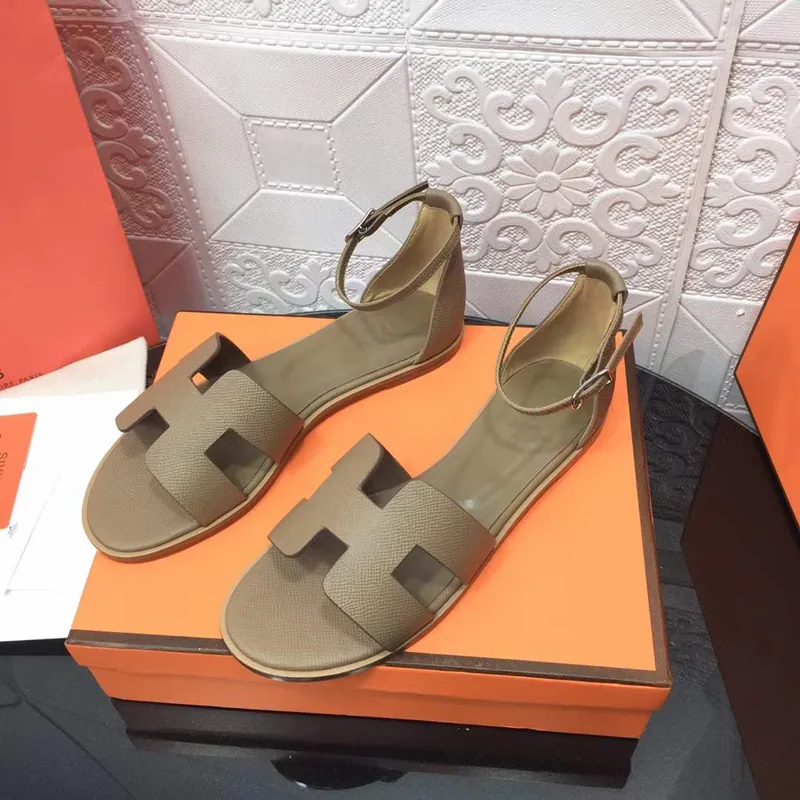 Fashion Summer Women Sandals Pumps Santorini Legend Flats Slippers Italy Classic Clare Strap Peep Toes Leather Simple Designer Casuals Sandal High Heels Box EU 34-41