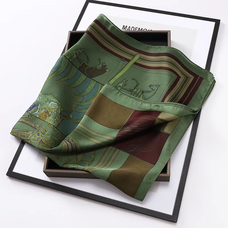 Nowy mały kwadratowy ręcznik jedwabny szal damski Vintage jedwabny szal z nadrukiem 70cm chustka na głowę profesjonalny mały szalik satynowe cienkie szaliki