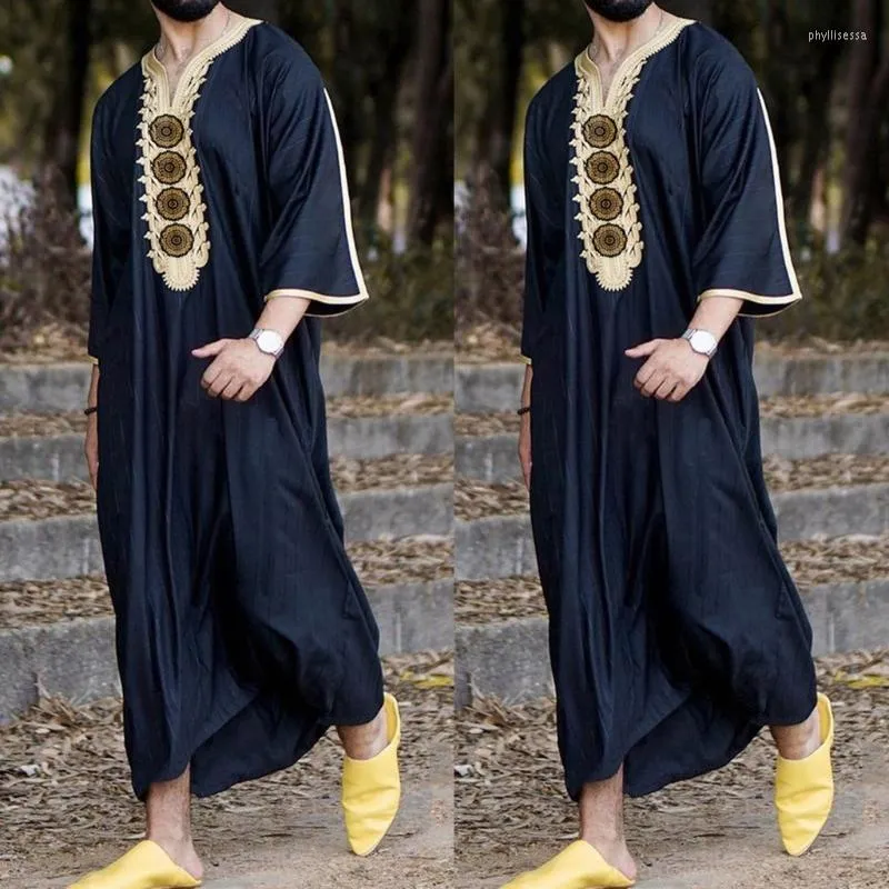 Odzież etniczna Fashion Dubai Casual Kaftan Robe Muzułmańskie sukienki Abaya Shirt dla mężczyzn