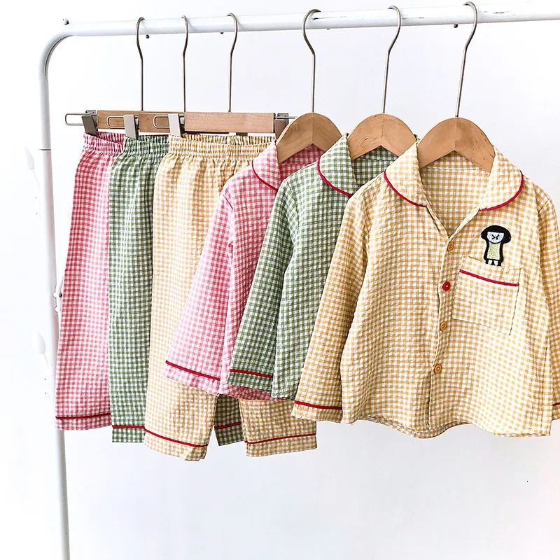 Pyjamas Filles Maison Vêtements Ensemble Printemps Automne Garçons Haut Brodé Avec Pantalon À Carreaux 2 Pièces 3 7Y Unsex Pyjama Confortable 230711