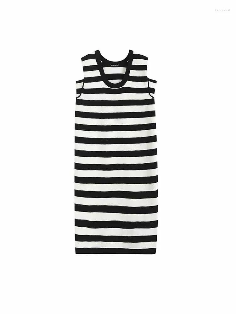 Abiti casual Donna 2023 Chic Fashion Black And White Stripe Elastic Slim Midi Dress Vintage O Neck senza maniche Abito femminile Mujer