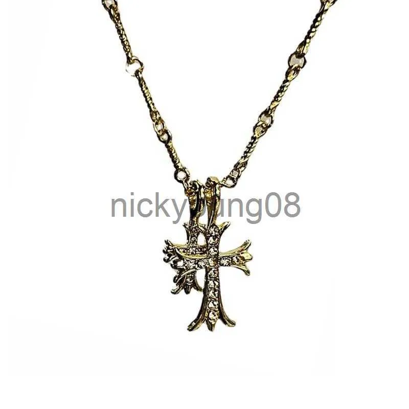 Pendentif Colliers Pendentif Colliers Double Croix Pour Femmes Lumière De Luxe Design Charme Baroque Accessoires Cool Clavicule Chaîne Bijoux En GrosPendentif x0711