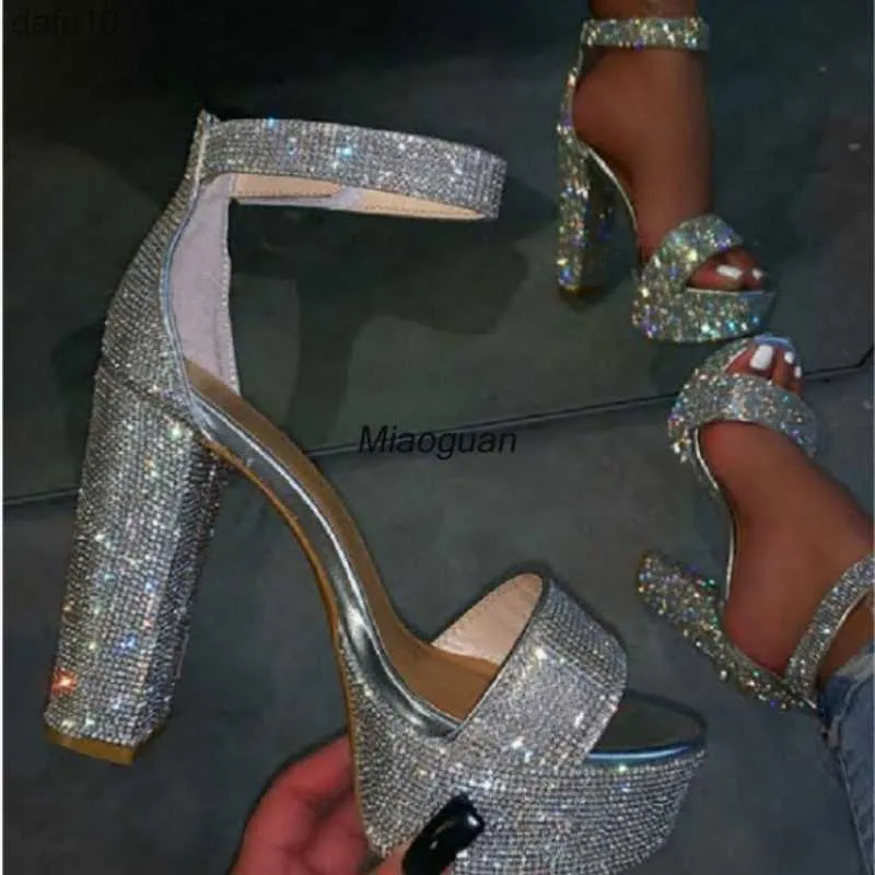 Nuove donne di estate tacco alto sandali della festa nuziale punta aperta cinturino alla caviglia tacco grosso paillettes sandali con plateau scarpe con diamanti argentati L230704