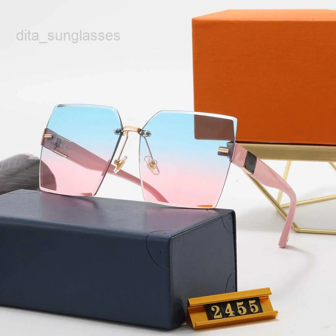 Diseñador Gafas de sol moda Polaroid lentes diseñadores para hombres mujeres marca vintage cuadrado gran marco superior hardware decoración Anti-UV unisex con caja de regalo gratis