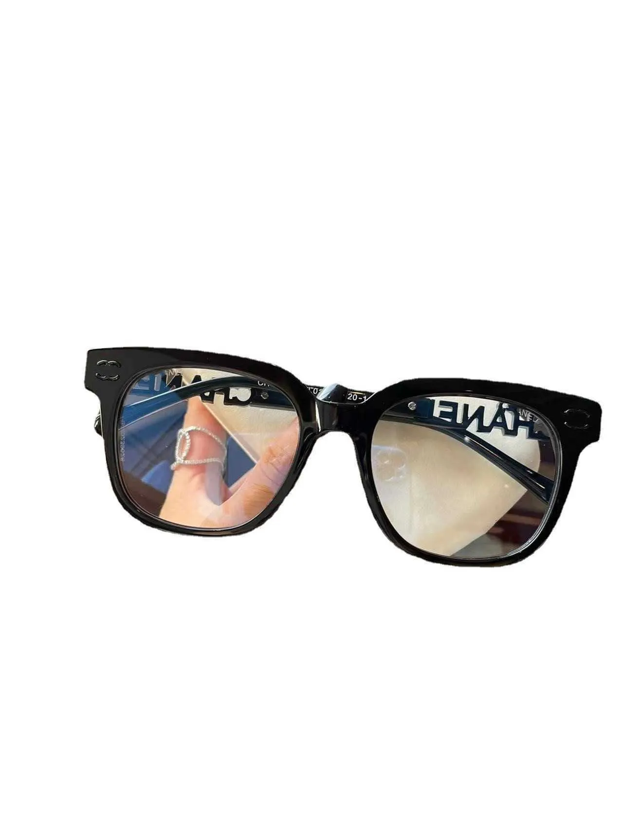DHgate.com:2023 Designer Sunglasses, High Quality Small