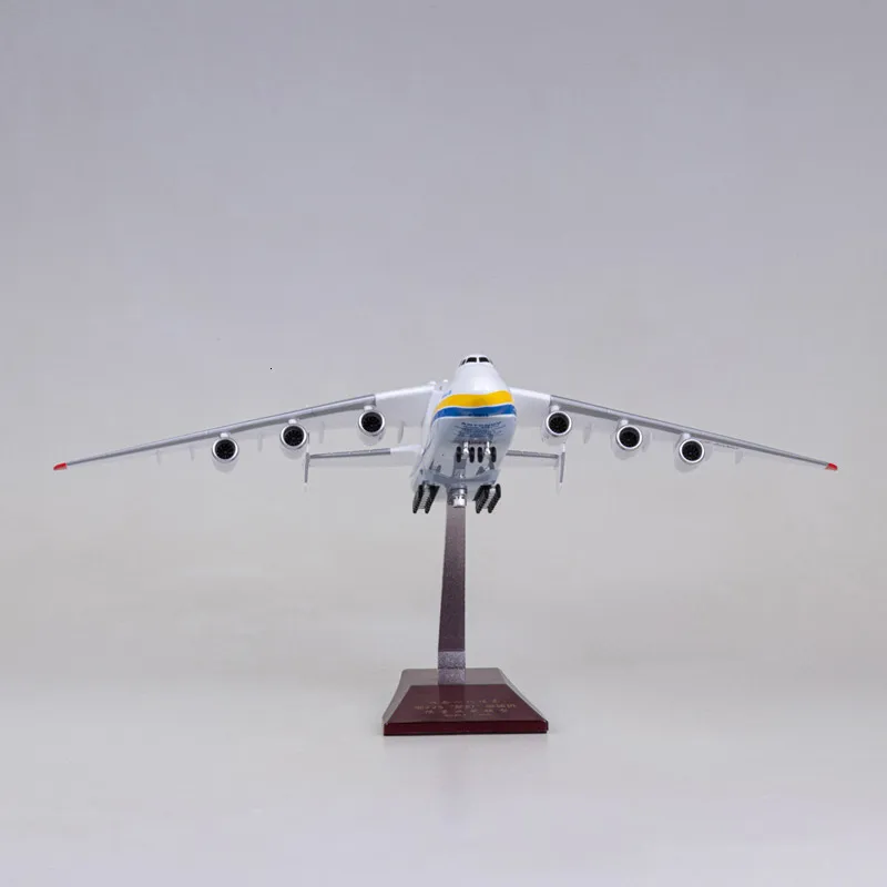 Antonov An 225 MRIYA Transport Airplane Model Skala 1/200