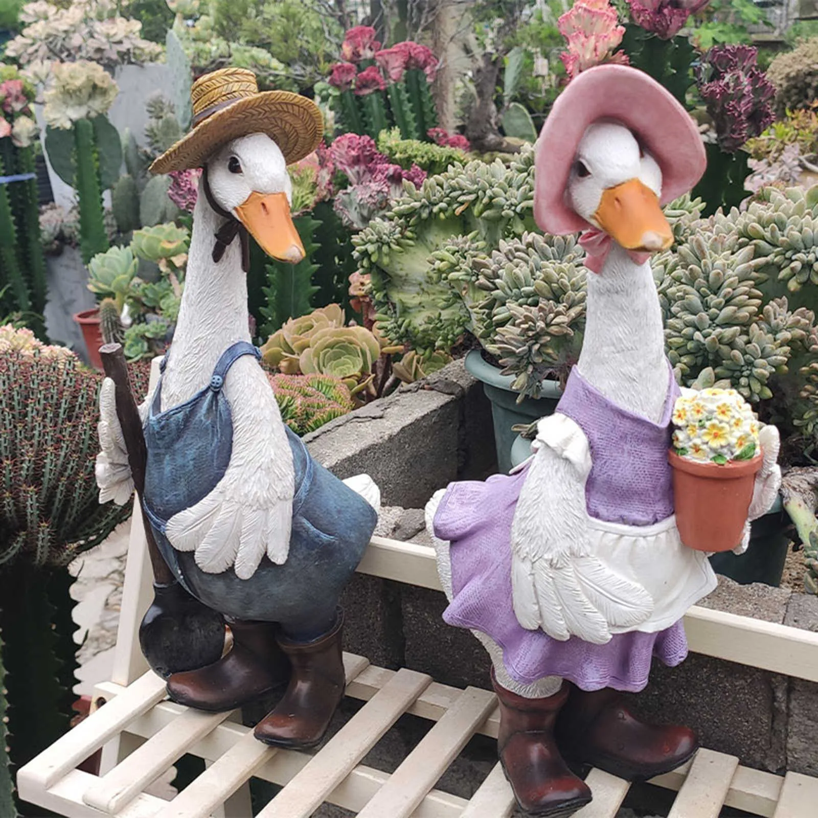 Lawn Decorative Figurine Mini Cute Resin Duck Model Toys Garden Ornaments Art Crafts for Outdoor Courtyard