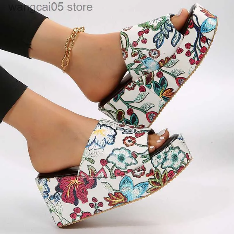 Slippers 2023 Nieuwe Wiggen Print Platform Slippers Hoge Hakken Sandalen Casual Vrouwen Schoenen Zomer Designer Strand Slippers Sexy Pumps slides T230712