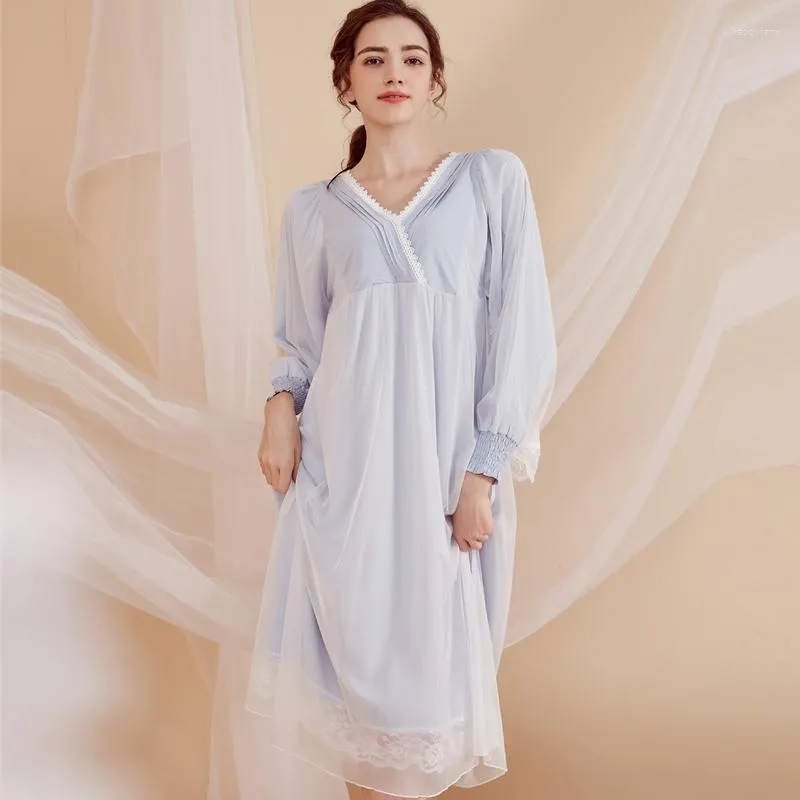 Vêtements de nuit pour femmes à manches longues chemise de nuit Royal doux belle princesse Hanfu pyjamas grande taille peut porter des vêtements à la maison