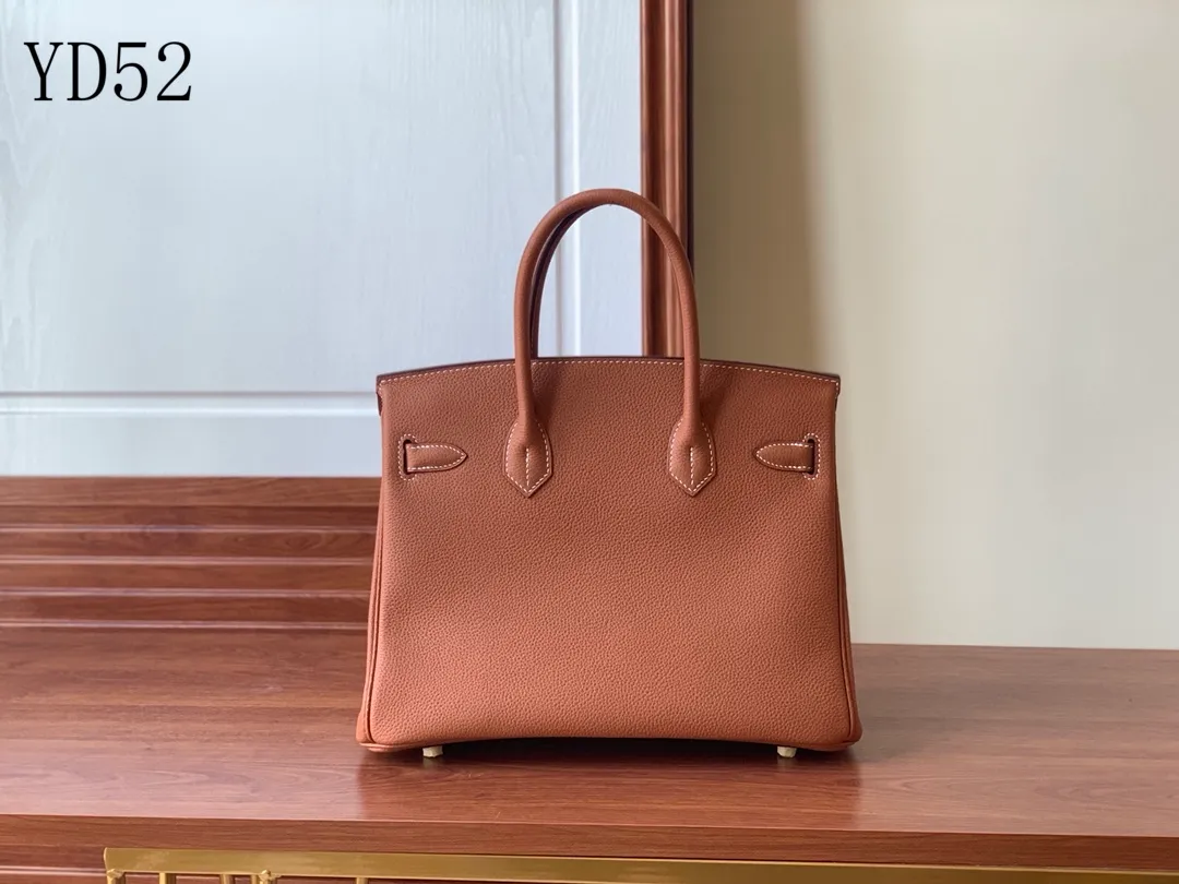 DHgate Metallic Luxe Top Grain Leather Tote Bag for Women Gold Silver Accents Bags Luggage Accessories
