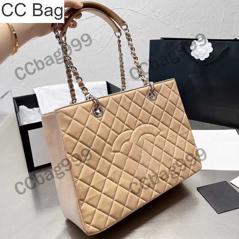 CC Bag Luxury Ladies Caviar GST Lager Capacidad Bolsas de la compra Cuero de vaca Caqui Negro Oro y cadena de plata Totalizadores Carta Insignia Patrón de bordado Bolso para deportes al aire libre Monedero