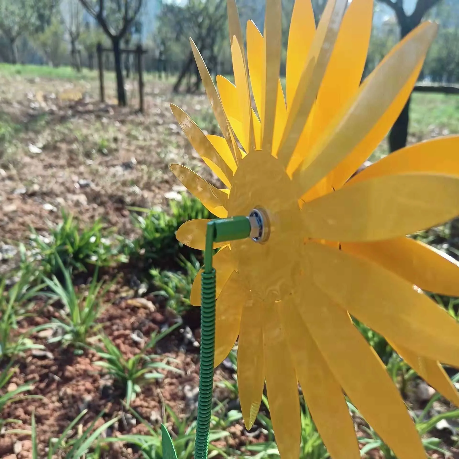 Windspinner Garten Dekoration - Rotierende Windmühle Mit Sonnenblume