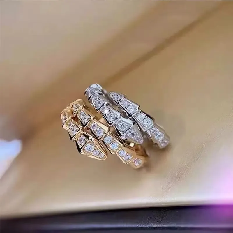 Ring designer for men and women with the same ring width and luxurious opening ring is not easy to deform Lady Agkistrodon polished bone is full of diamond pa