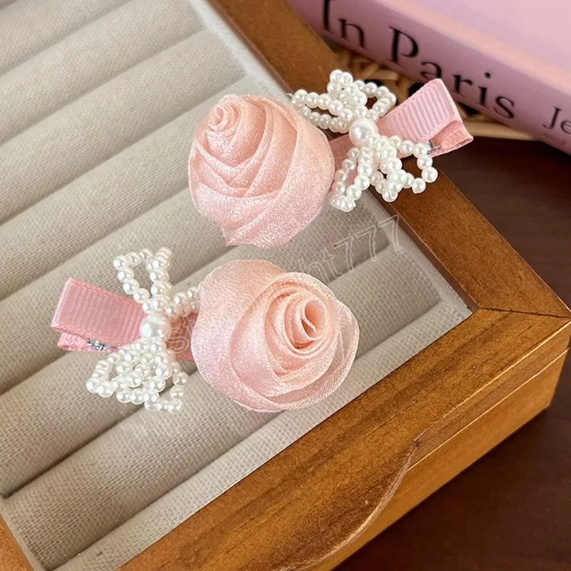 Koreańskie perły łuk różowe spinki do włosów dla kobiet mały kwiat spinki do włosów dziewczyny elegancka spinka do włosów Pin Barrettes ślubne akcesoria do włosów