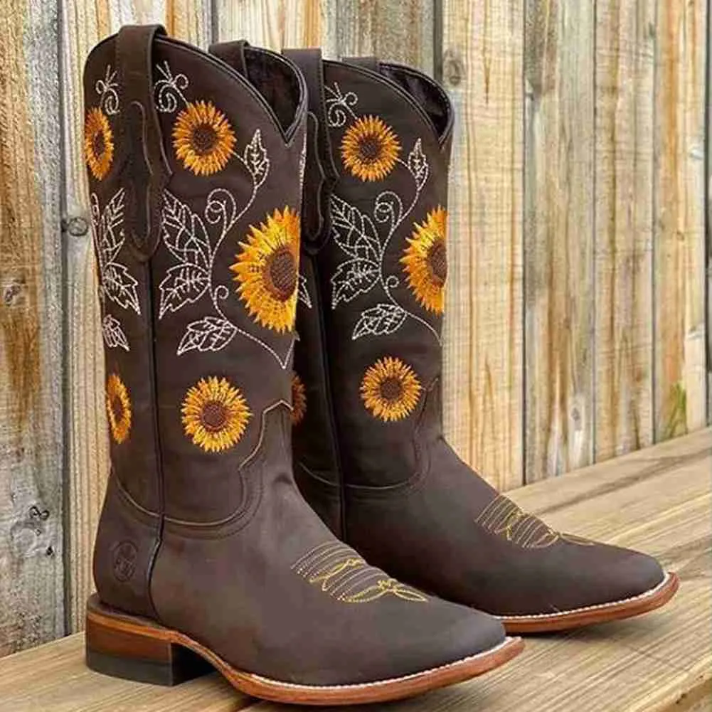 Bottes Nouvelles Femmes Café Marron Broderie Bottes En Cuir PU Imprimé Western Cowboy Bottes Profonde V-bouche Haut Tube Bottes Décontractées Classique L230711