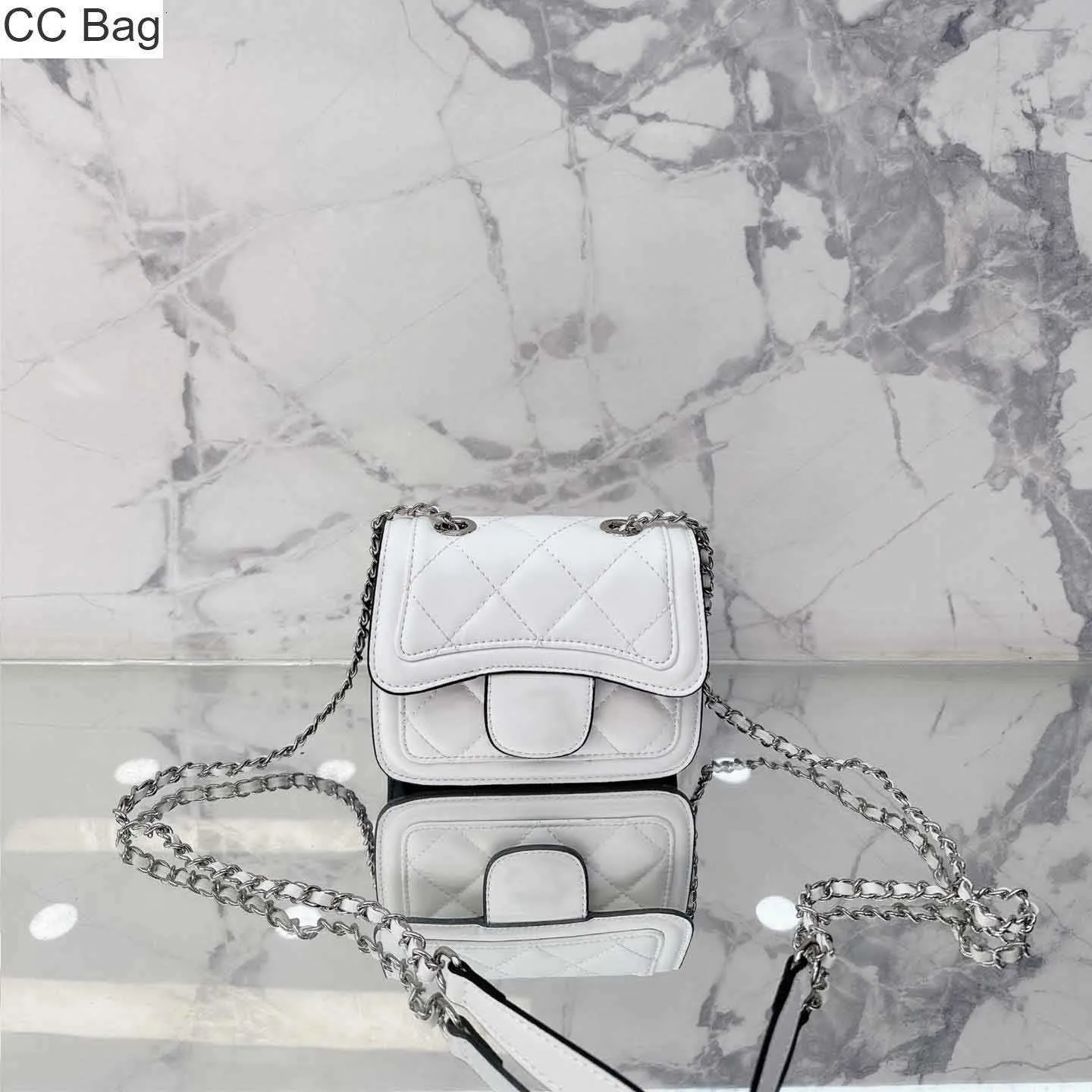 CC Bag Klassische Kontrast-Flip-Tasche für Damen, modische Lederhandtasche, luxuriöser Designer, gestepptes Diamantgitter, silberfarbenes Metall, modische diagonale Umhängetaschen mit großem Fassungsvermögen