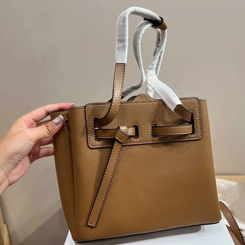 High end shop bag brands